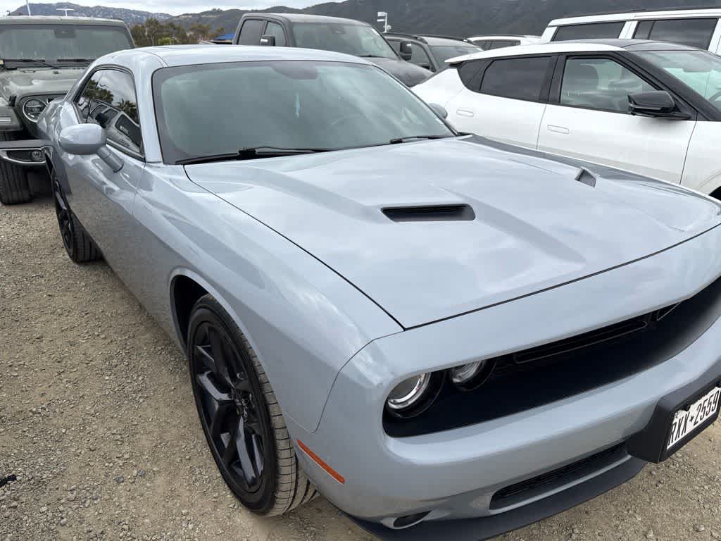 2022 Dodge Challenger SXT
