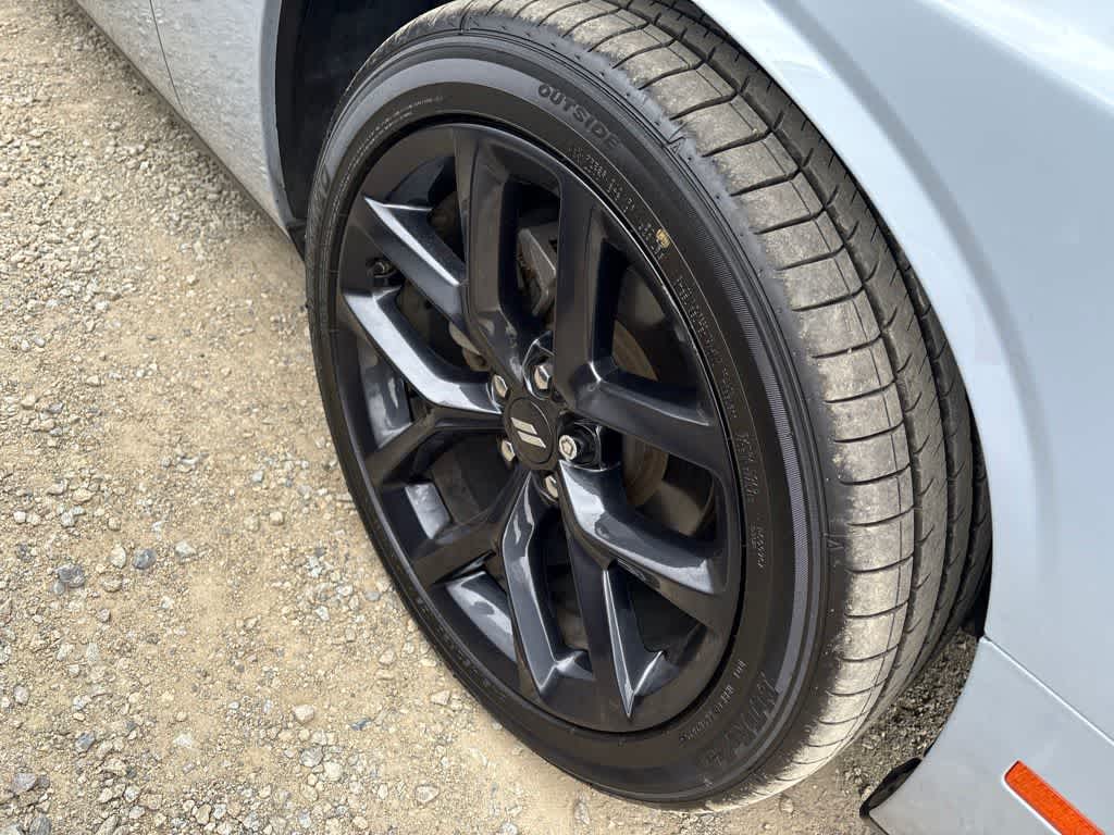 2022 Dodge Challenger SXT