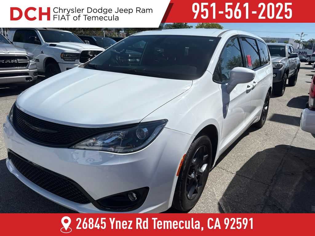 2018 Chrysler Pacifica Touring Plus