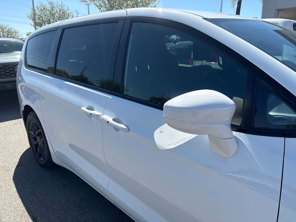2018 Chrysler Pacifica Touring Plus