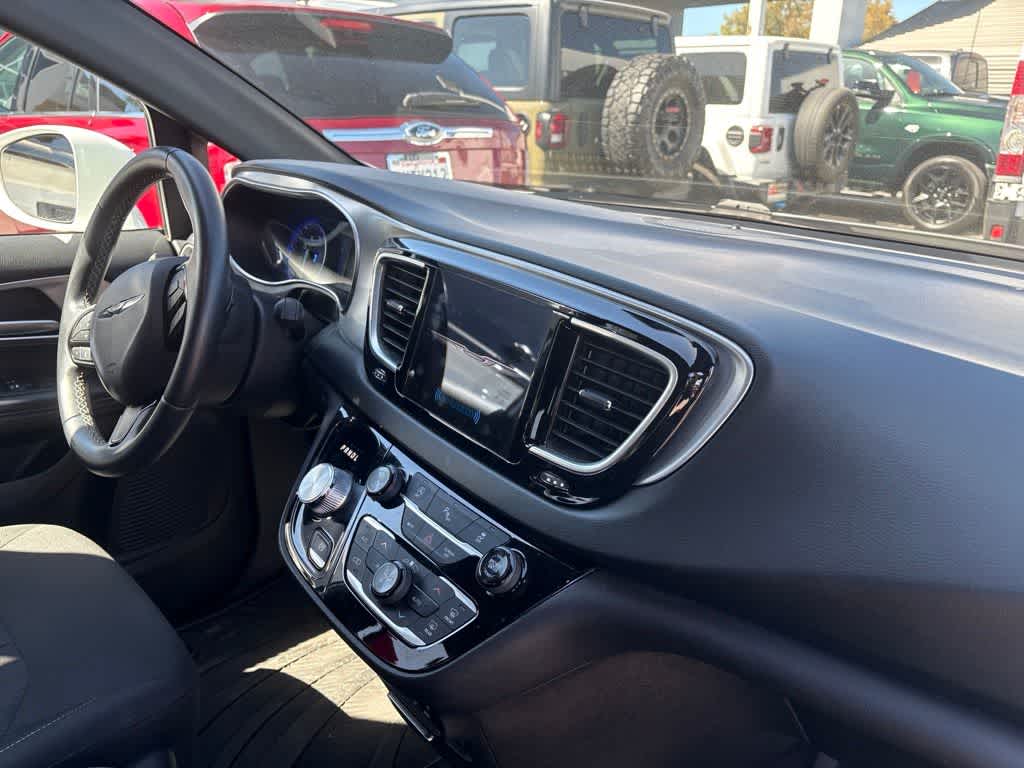 2018 Chrysler Pacifica Touring Plus