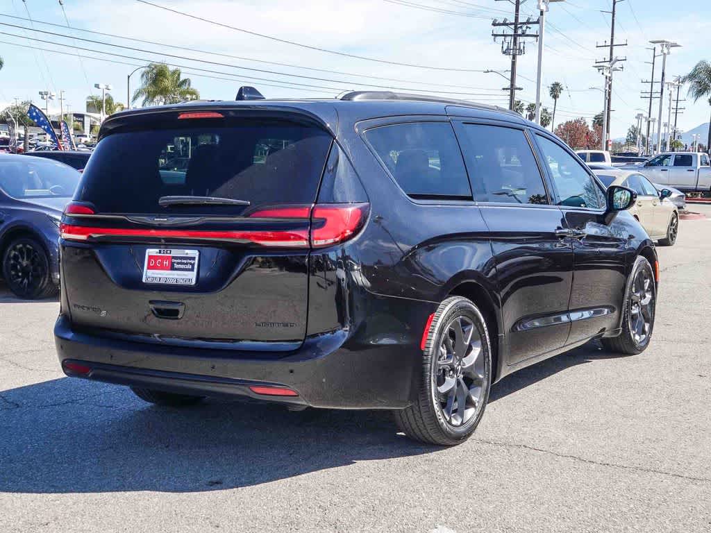 2025 Chrysler Pacifica Limited