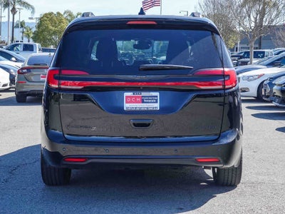 2025 Chrysler Pacifica Limited