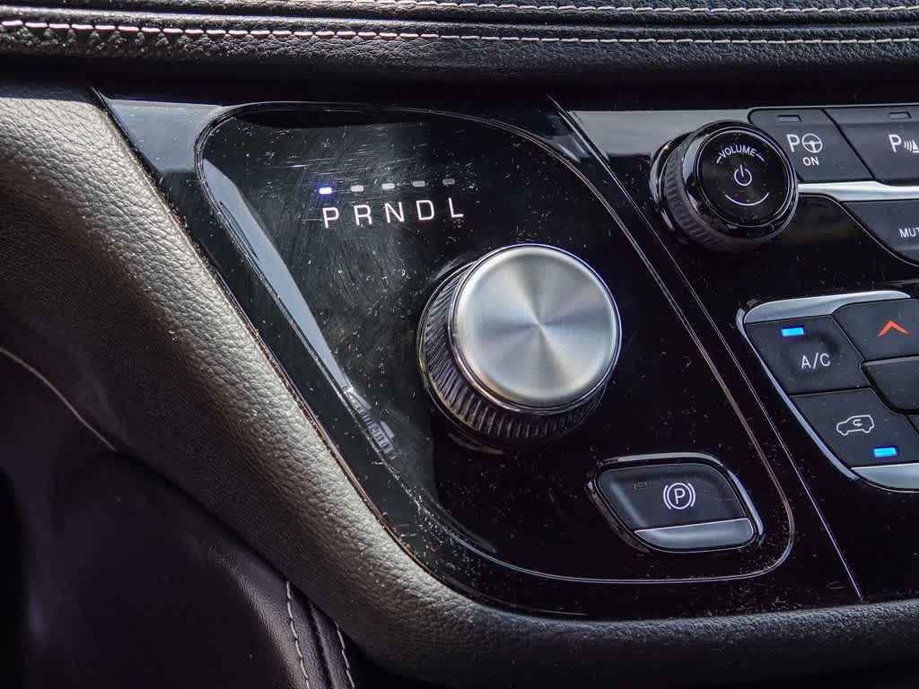 2024 Chrysler Pacifica Premium S Appearance Pkg