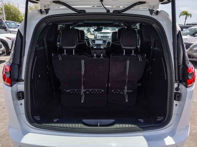 2024 Chrysler Pacifica Premium S Appearance Pkg