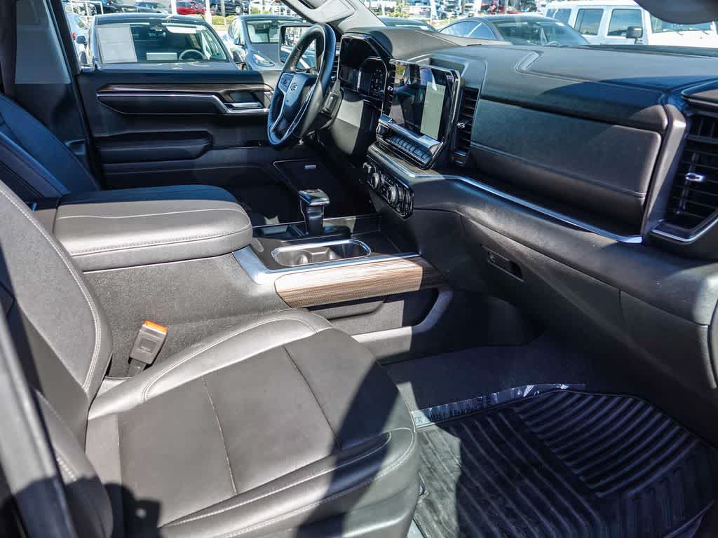 2024 Chevrolet Silverado 1500 4WD Crew Cab Short Bed RST