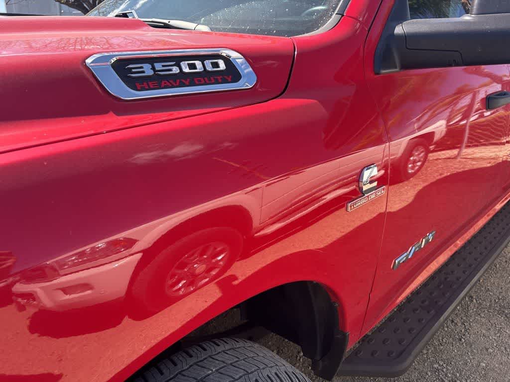 2021 RAM 3500 Tradesman Crew Cab 4x4 8' Box