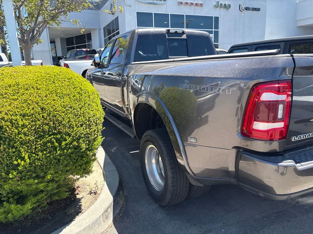 2020 RAM 3500 Laramie Crew Cab 4x4 8' Box