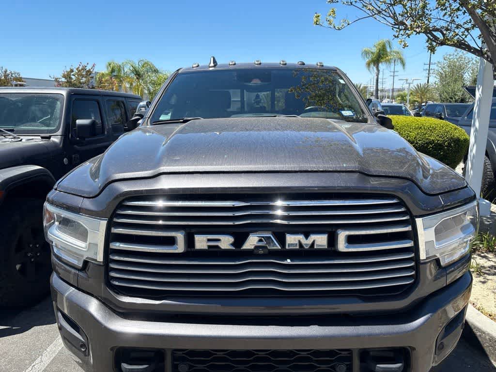 2020 RAM 3500 Laramie Crew Cab 4x4 8' Box