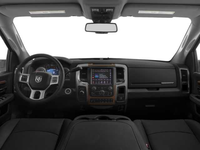 2017 RAM 3500 Laramie Crew Cab 4x4 8' Box
