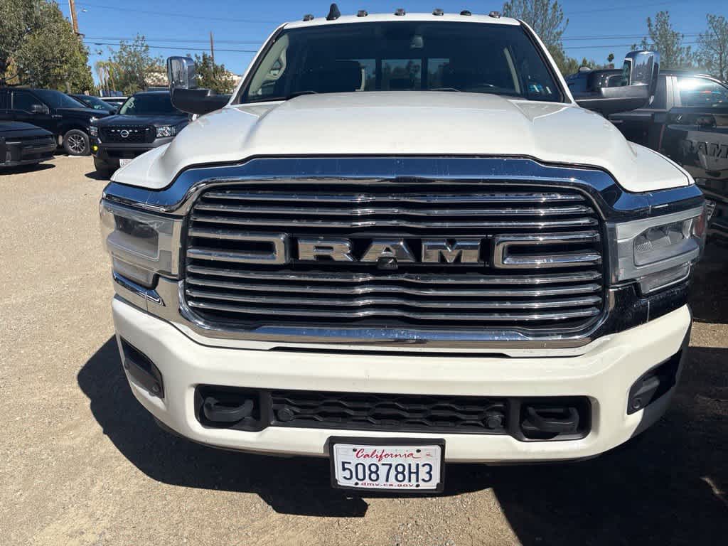 2020 RAM 3500 Laramie Crew Cab 4x4 8' Box