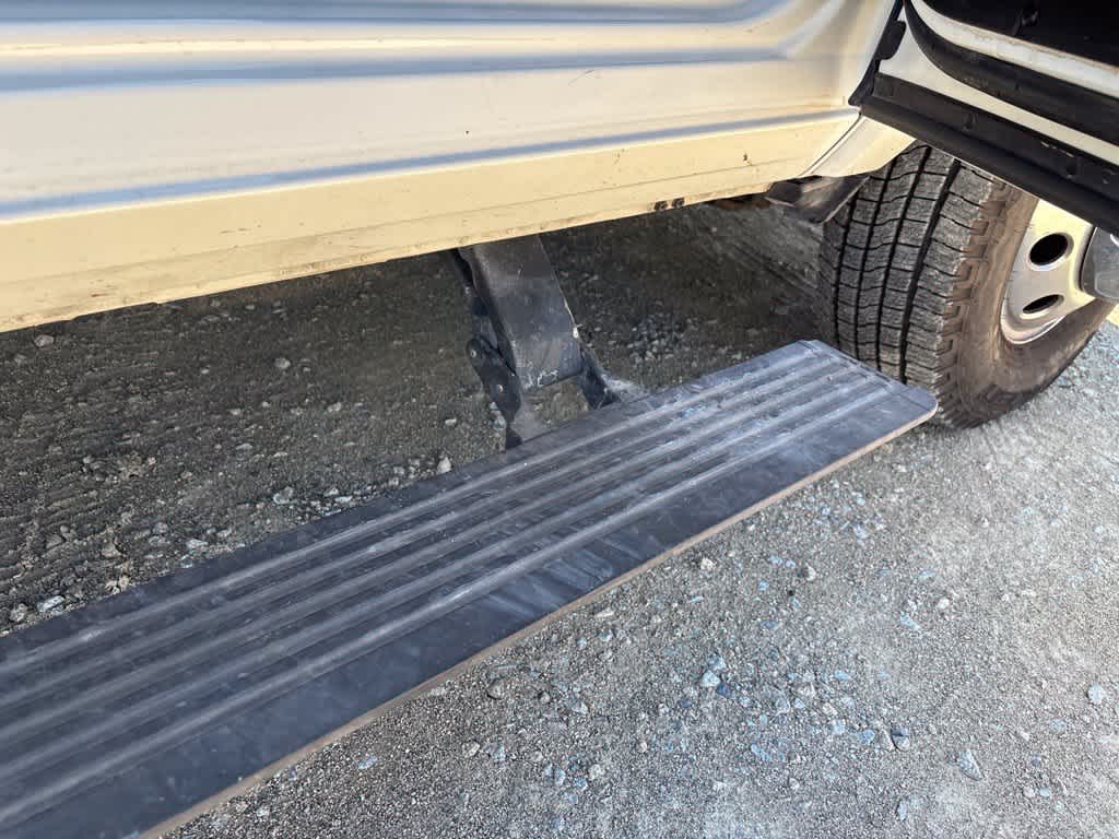 2020 RAM 3500 Laramie Crew Cab 4x4 8' Box