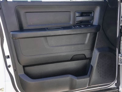 2022 RAM 2500 Tradesman Crew Cab 4x2 8' Box