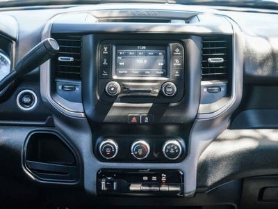 2019 RAM 2500 Tradesman Crew Cab 4x4 6'4' Box