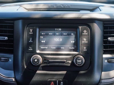 2019 RAM 2500 Tradesman Crew Cab 4x4 6'4' Box