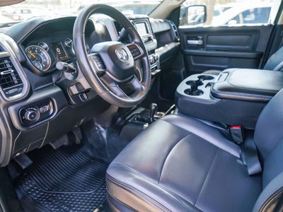 2019 RAM 2500 Tradesman Crew Cab 4x4 6'4' Box