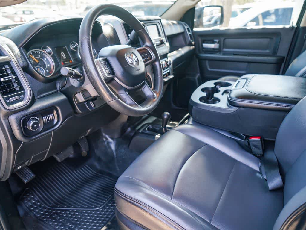 2019 RAM 2500 Tradesman Crew Cab 4x4 6'4' Box