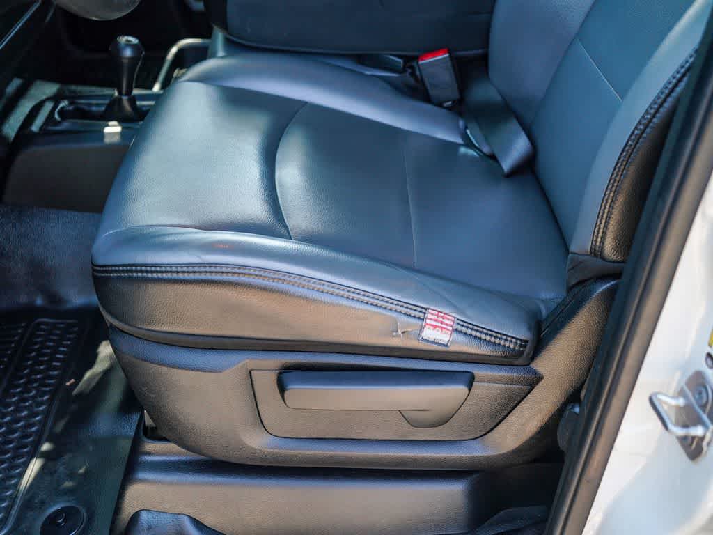 2019 RAM 2500 Tradesman Crew Cab 4x4 6'4' Box