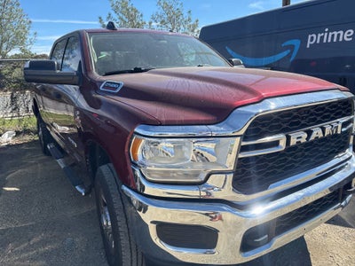 2020 RAM 2500 Tradesman Crew Cab 4x4 6'4' Box