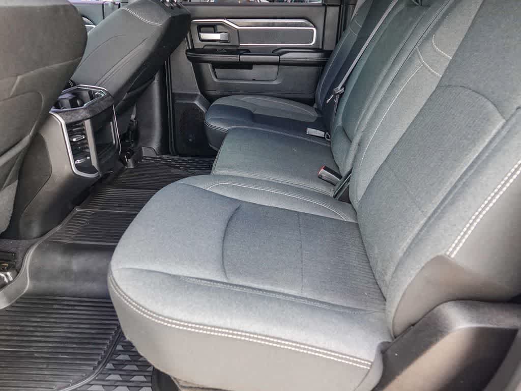 2020 RAM 2500 Big Horn Crew Cab 4x4 6'4' Box