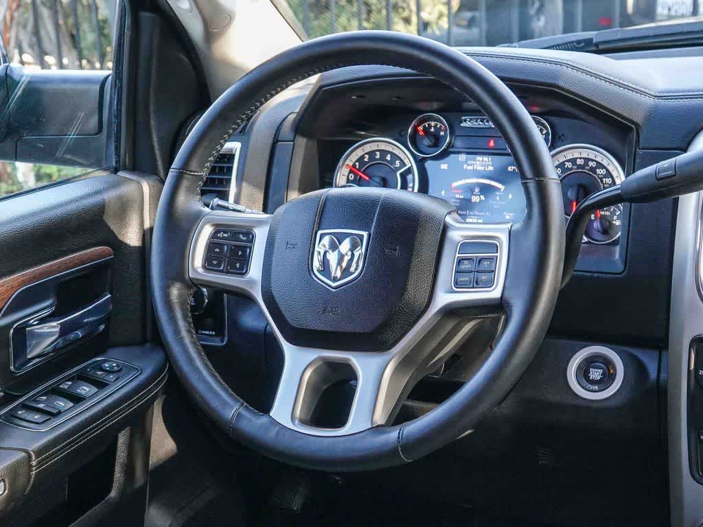 2017 RAM 2500 Laramie Crew Cab 4x4 6'4' Box