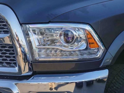 2017 RAM 2500 Laramie Crew Cab 4x4 6'4' Box