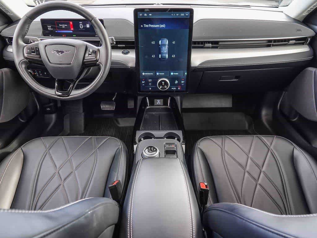 2022 Ford Mustang Mach-E Select