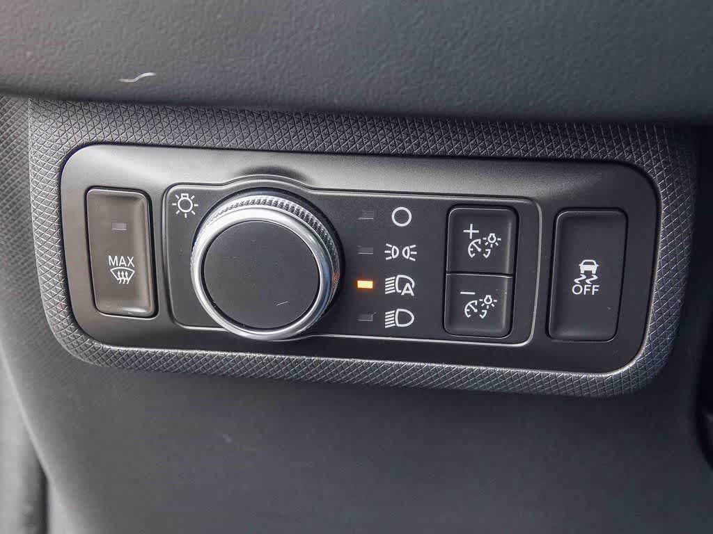 2022 Ford Mustang Mach-E Select