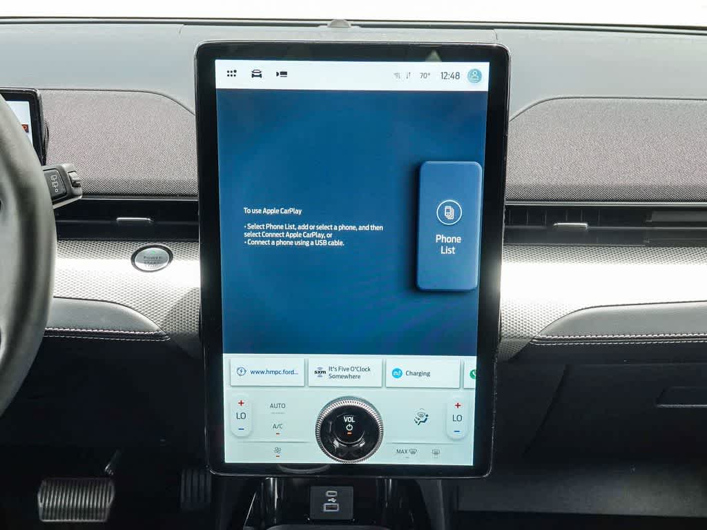 2022 Ford Mustang Mach-E Select