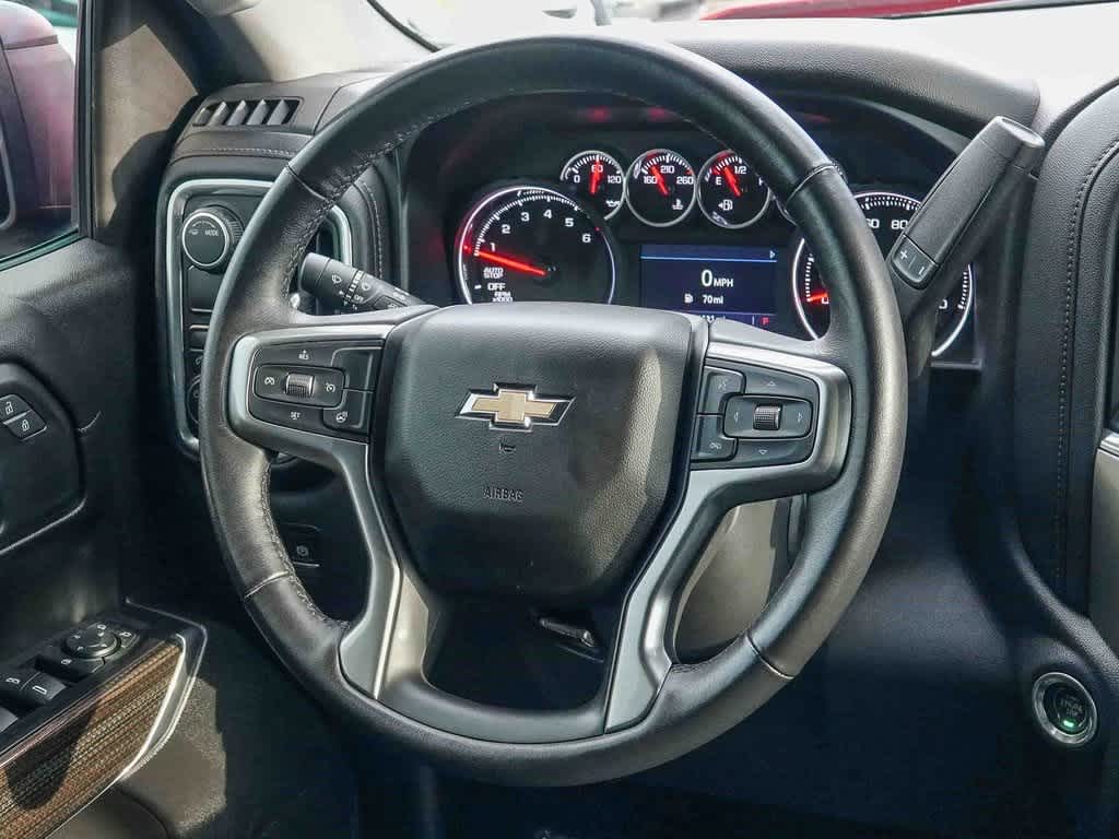 2021 Chevrolet Silverado 1500 2WD Crew Cab Short Bed LT