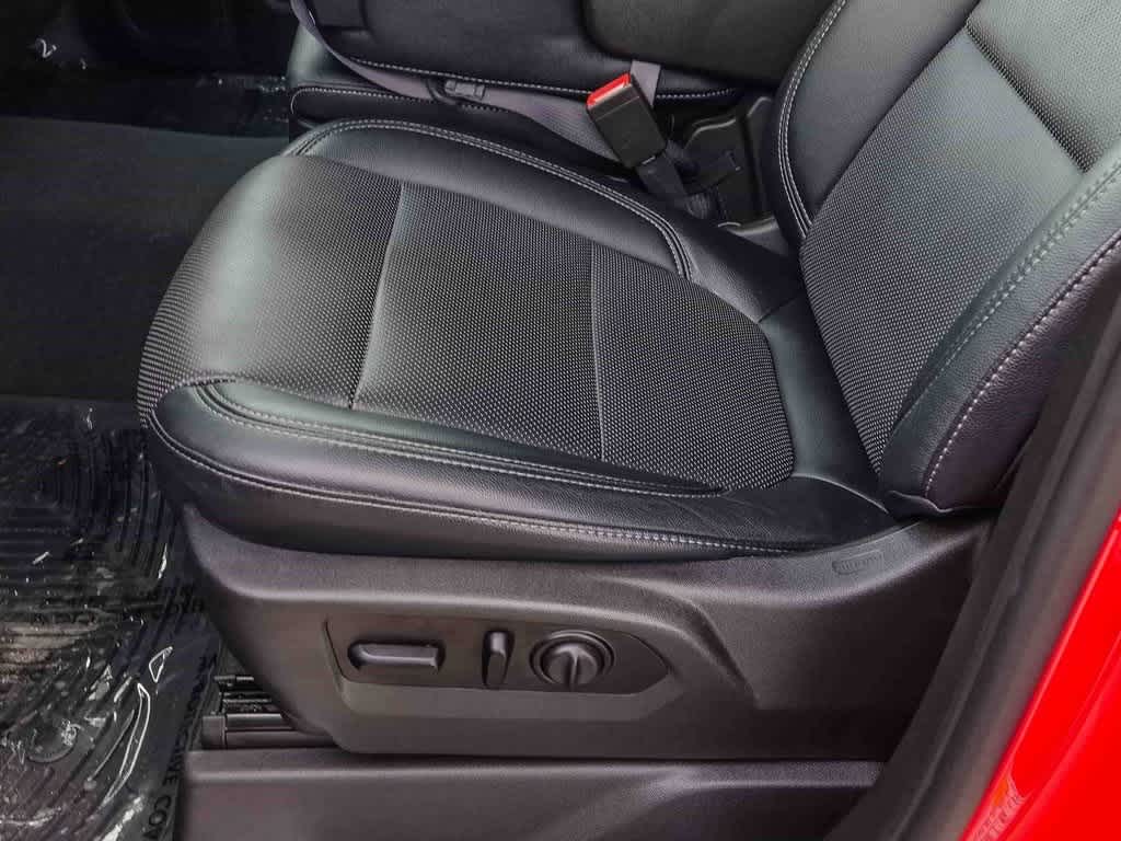 2021 Chevrolet Silverado 1500 2WD Crew Cab Short Bed LT