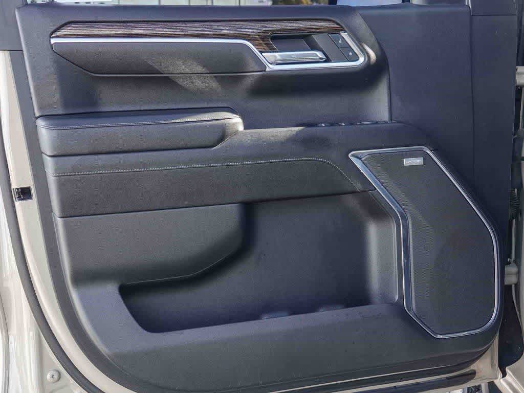 2022 GMC Sierra 1500 2WD Crew Cab Short Box Elevation