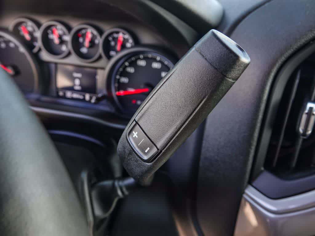 2023 GMC Sierra 1500 4WD Crew Cab Standard Box Pro