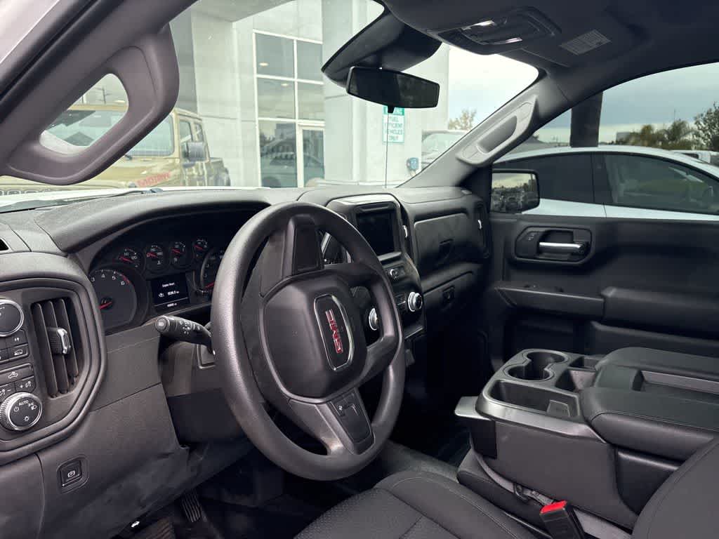 2023 GMC Sierra 1500 4WD Crew Cab Standard Box Pro