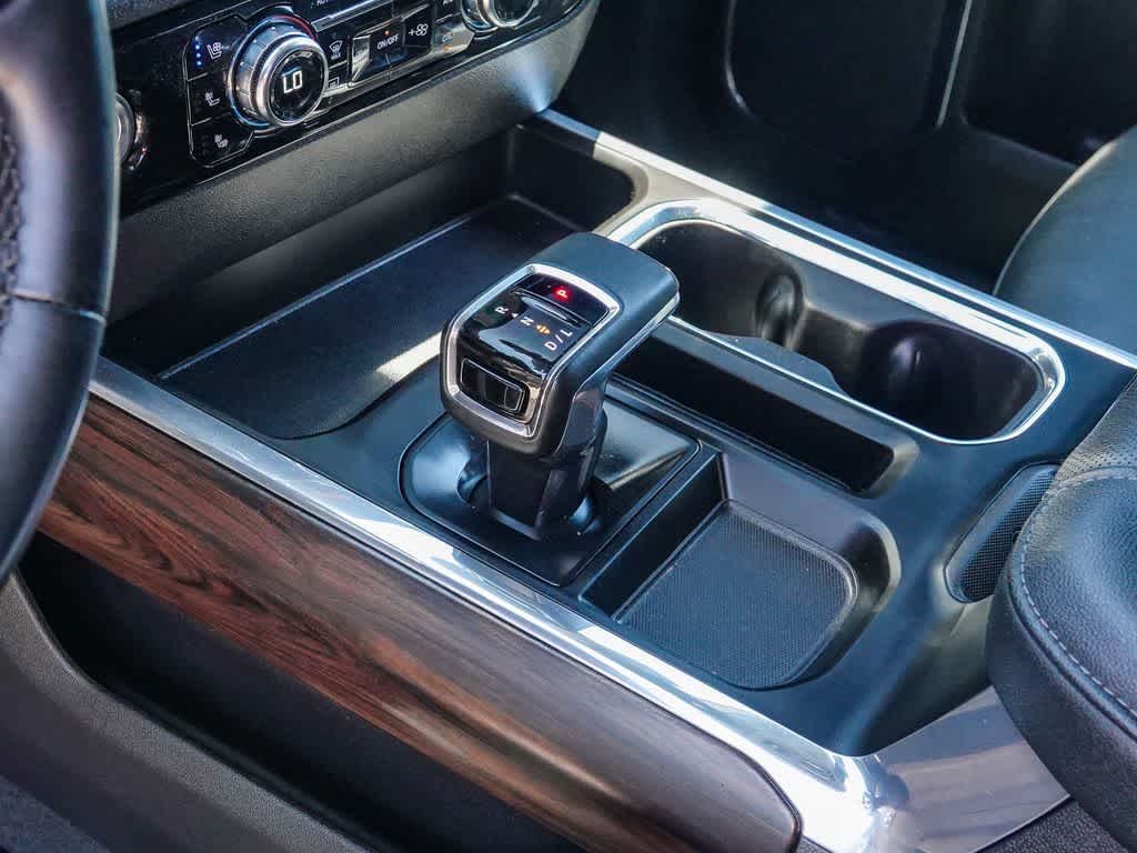 2024 GMC Sierra 1500 4WD Crew Cab Short Box SLT