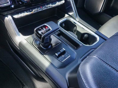 2024 GMC Sierra 1500 4WD Crew Cab Short Box Denali