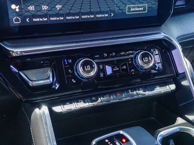 2024 GMC Sierra 1500 4WD Crew Cab Short Box Denali