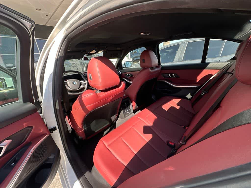 2025 BMW 330i 330i