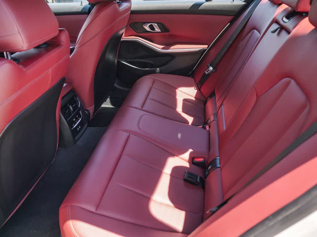 2025 BMW 330i 330i