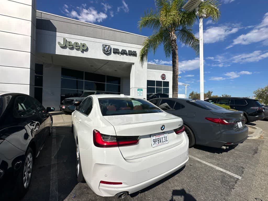 2025 BMW 330i 330i
