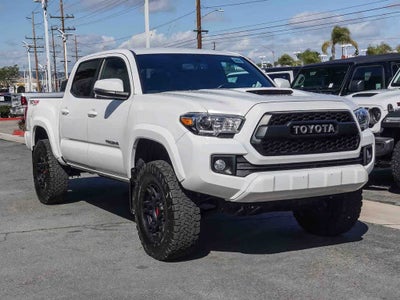 2017 Toyota Tacoma TRD Sport