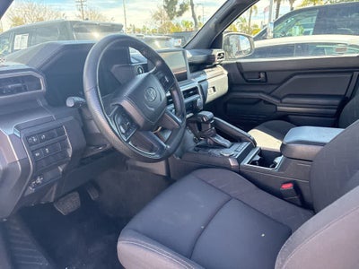 2024 Toyota Tacoma SR5 Double Cab 5 Bed AT