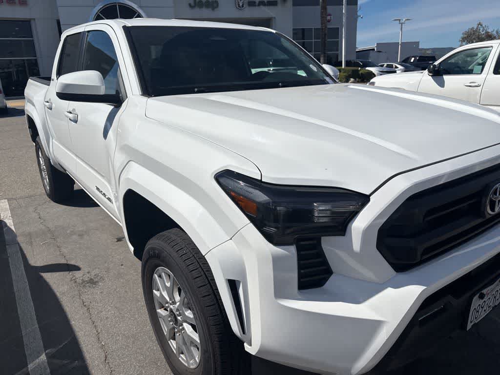 2024 Toyota Tacoma SR5 Double Cab 5 Bed AT