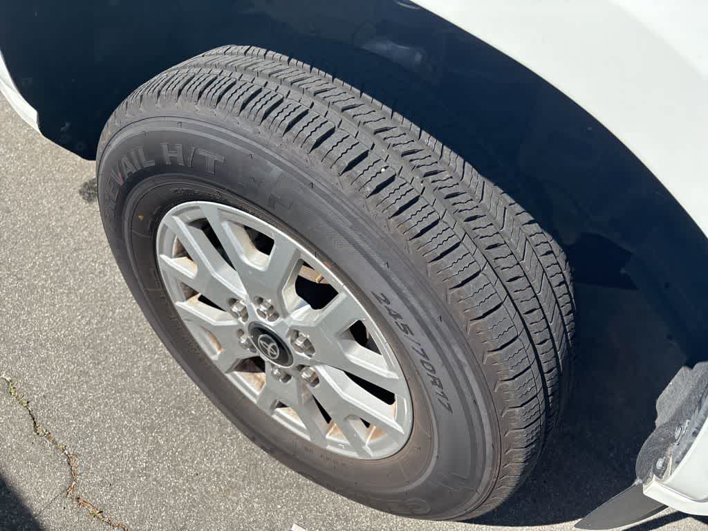 2024 Toyota Tacoma SR5 Double Cab 5 Bed AT