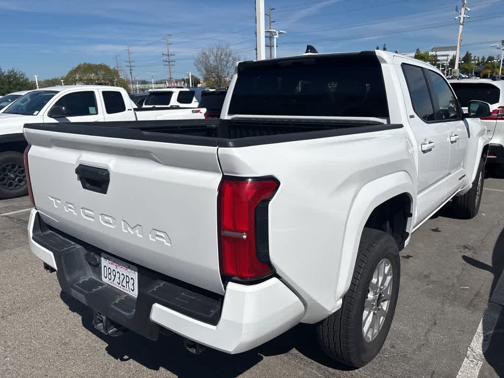 2024 Toyota Tacoma SR5 Double Cab 5 Bed AT