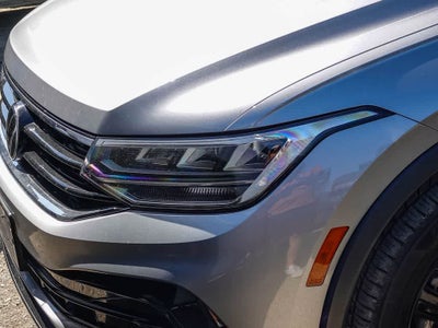 2022 Volkswagen Tiguan SE R-Line Black