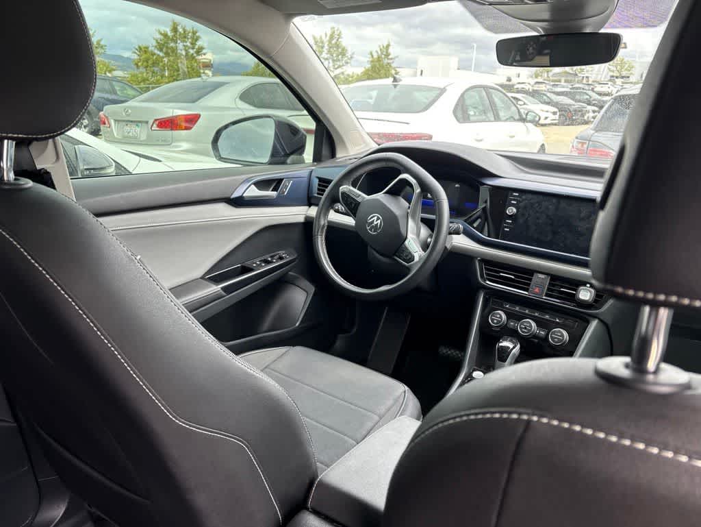 2024 Volkswagen Taos 1.5T SE