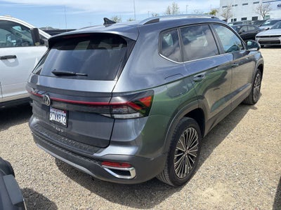 2025 Volkswagen Taos SE