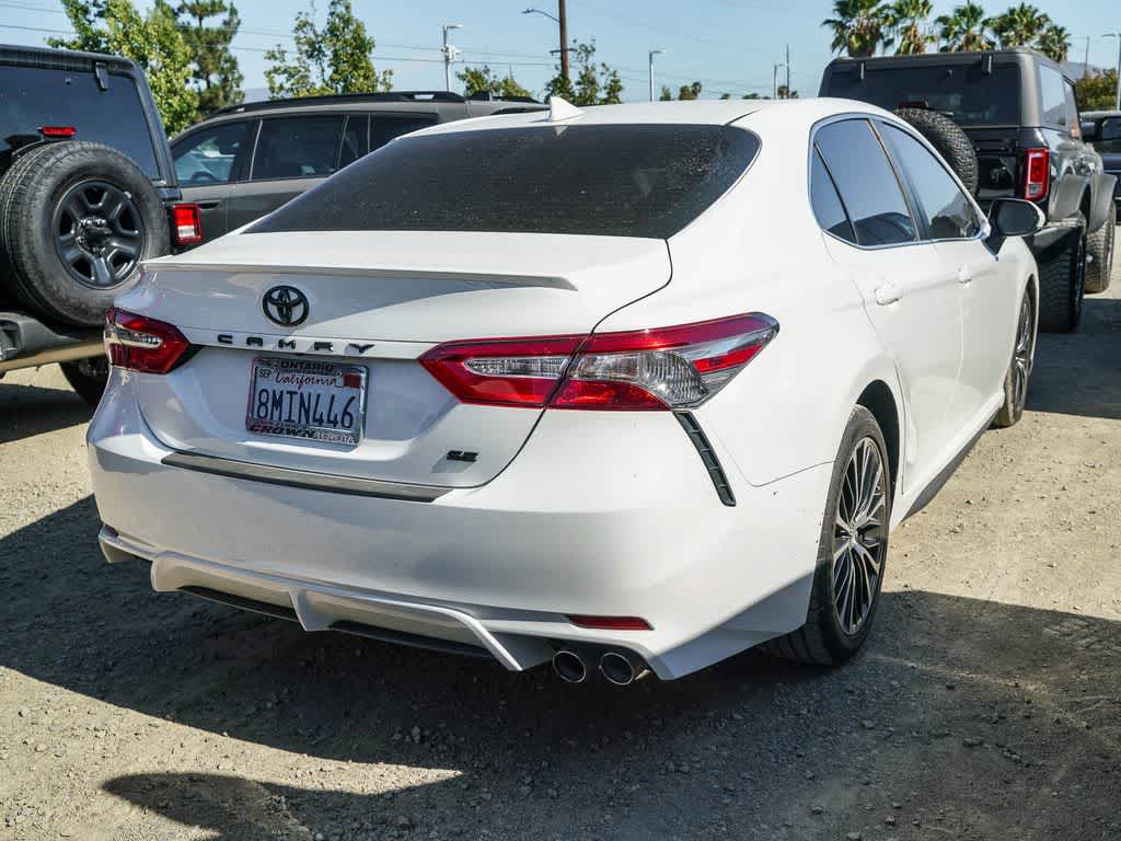 2019 Toyota Camry SE