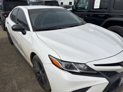 2019 Toyota Camry SE